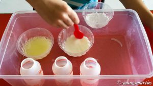 Read more about the article Bubbles and baking soda fun!