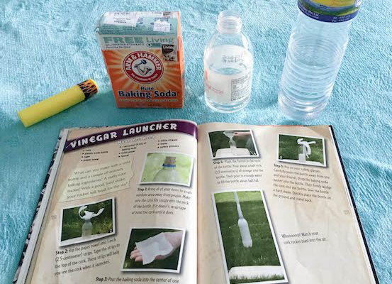 Science experiment : Vinegar Launcher